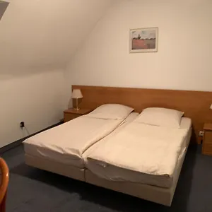 https://waldhotel-hensels-felsenkeller.frankfurtammainhotels.com
